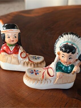 Vintage Ceramic Native Boy and Girl Shoe Figurines - White, Red, Green, Black
